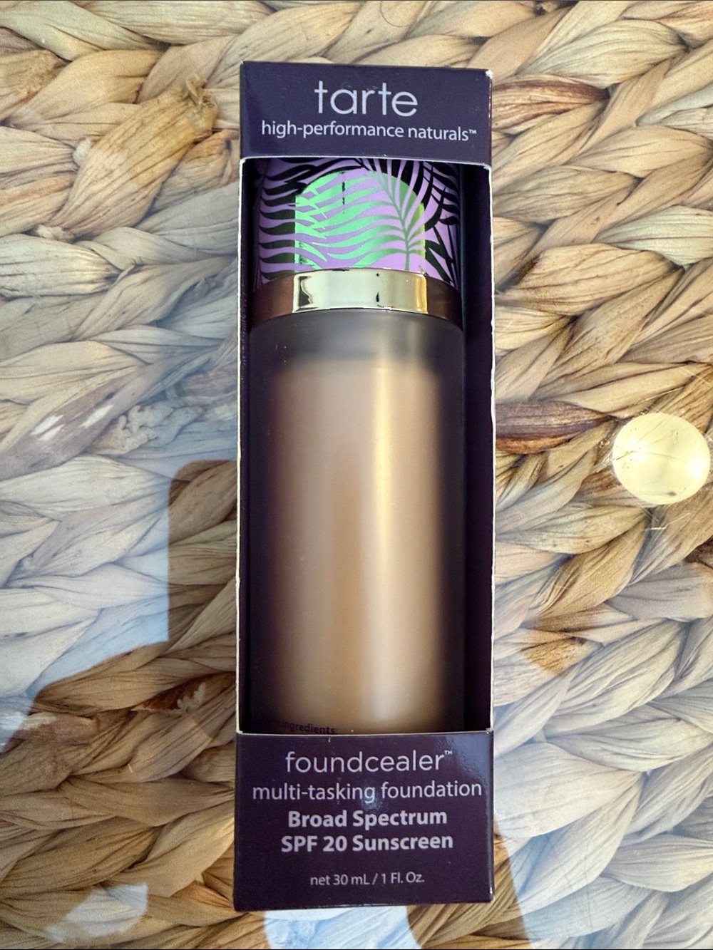 Tarte Foundcealer in Medium neutral 34N new in box